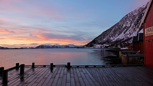 sunset tromso
